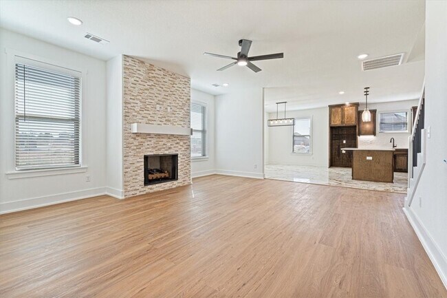 Photo - 6900 SW High Meadow Blvd