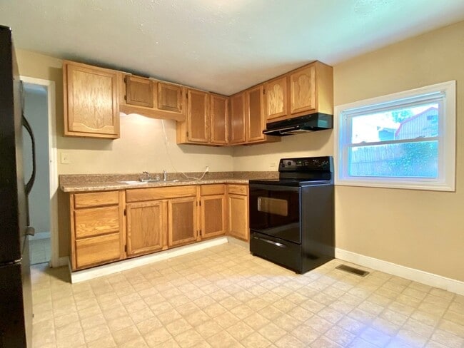Photo - Cozy West Asheville Home with Fence