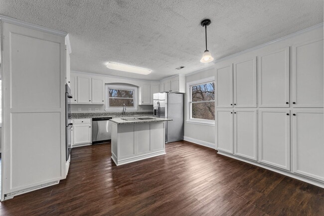 Photo - 1435 Auten Rd