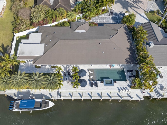 Building Photo - 3109 NE 42nd Ct