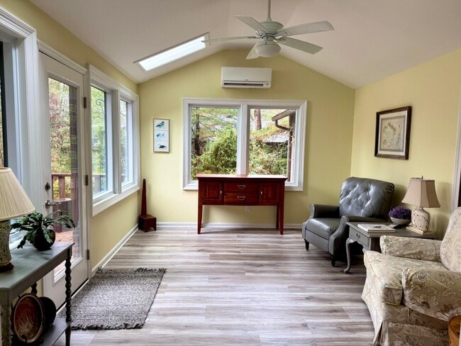 Photo - 4 St Andrews Way