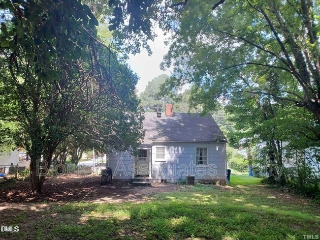 Photo - 706 Van Buren Rd