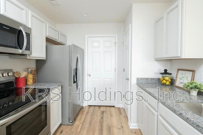 Photo - 3007 Locust Grv Ct