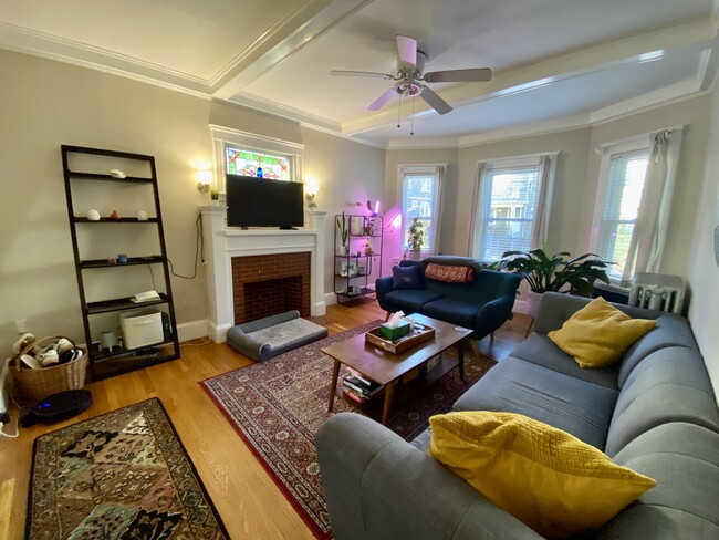 Photo - 51 Patten St Apartments Unit 1