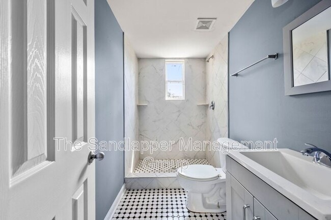 Photo - 2169 Eleanor Dr Unit C