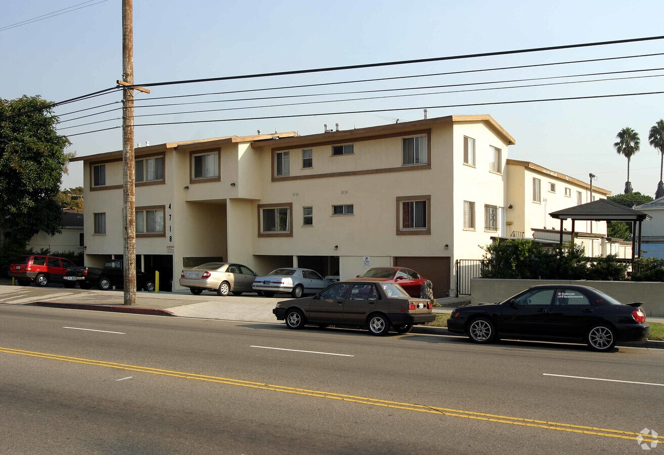 Photo - 16 Units + 1 Non-conforming Unit