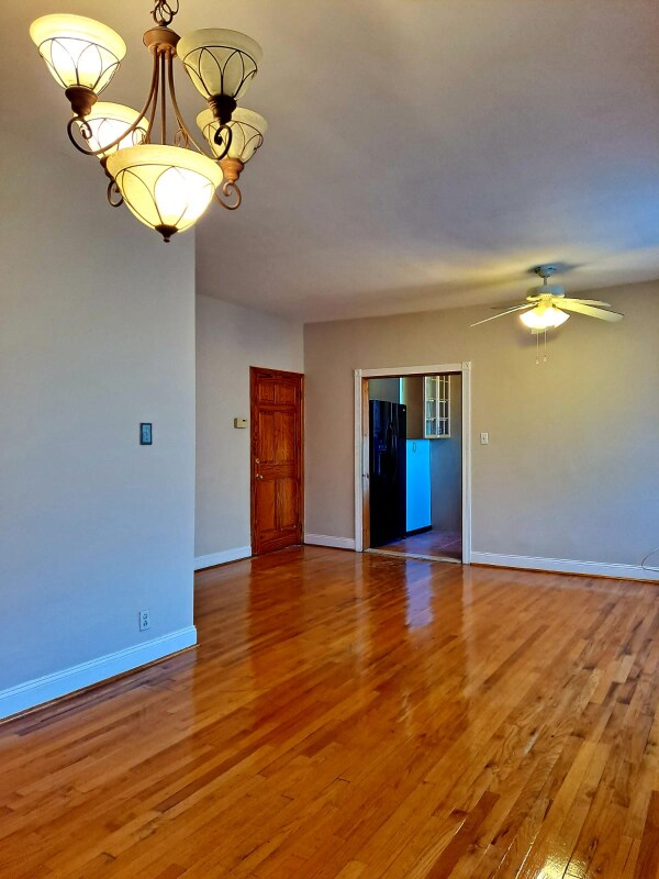 Photo - 93-02 202nd St Unidad 93-02 202nd Street Hollis Queens NY 11423