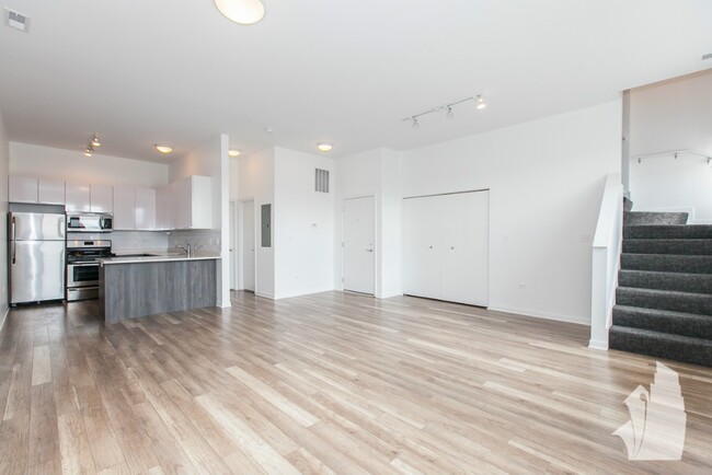 Photo - 2700 W North Ave Condo Unit 204