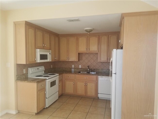 1208 W Wisconsin Rd Unit C