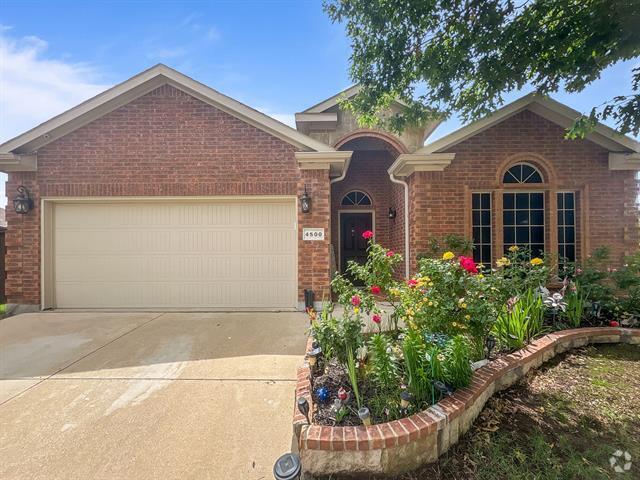 Building Photo - 4500 Fern Valley Dr Rental