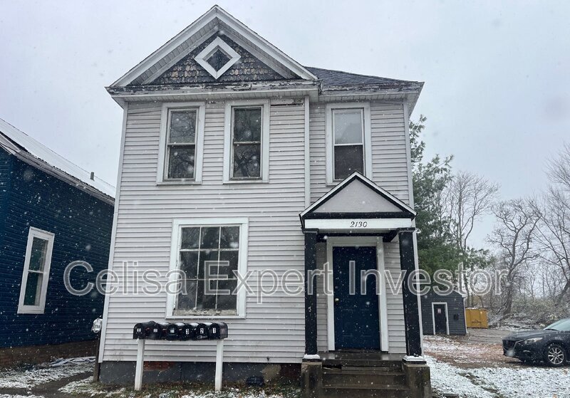 Photo - 2130 Broadway Unit 1