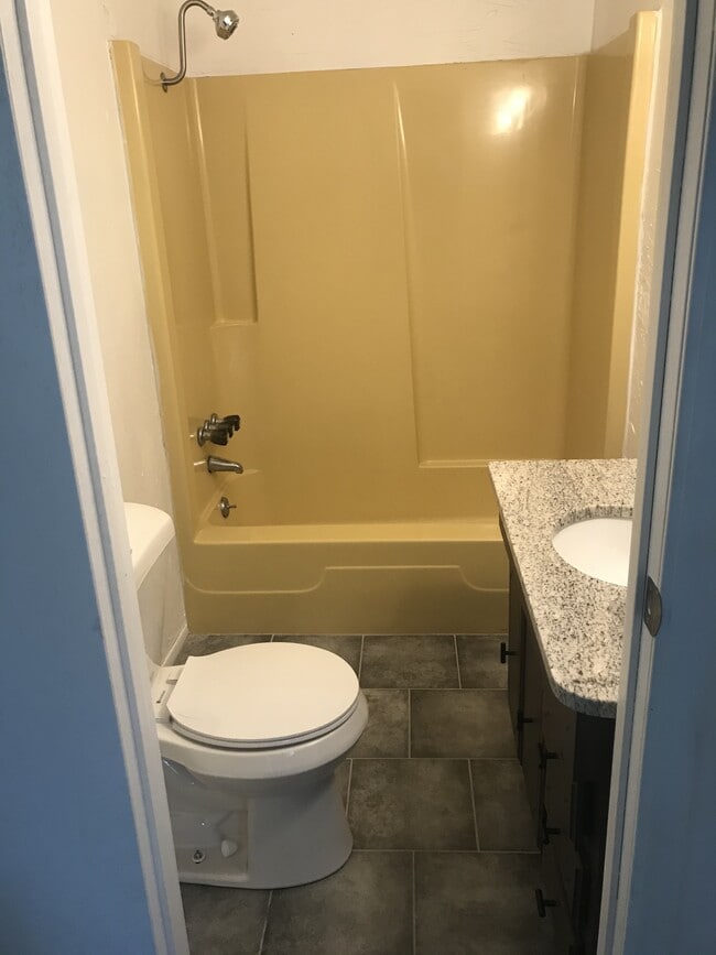 Photo - 1416 NE 39th St