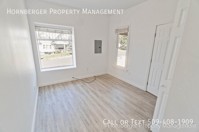 Photo - 1904 E Dalton Ave Unit 2