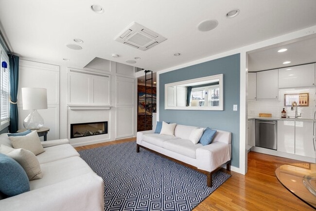 Photo - 290 Shawmut Ave Unidad 4
