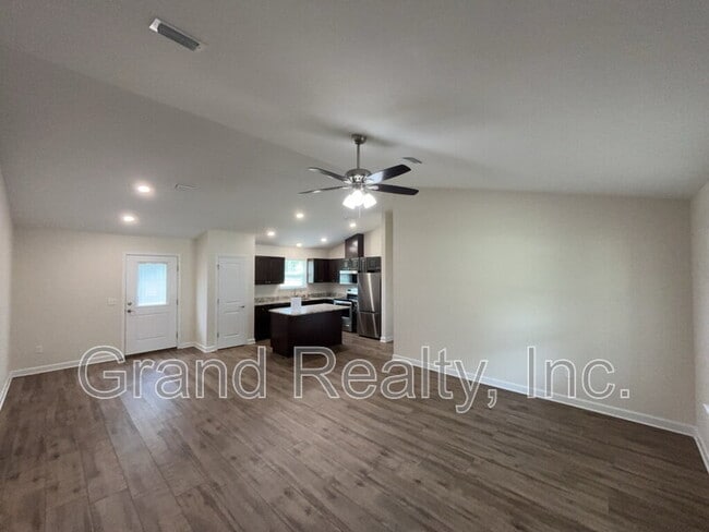 Photo - 4004 Roxies Ln