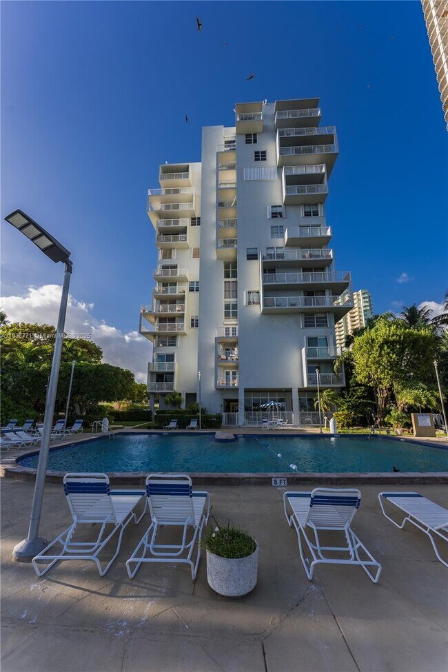 Photo - 150 SE 25th Rd Condo Unit 5G
