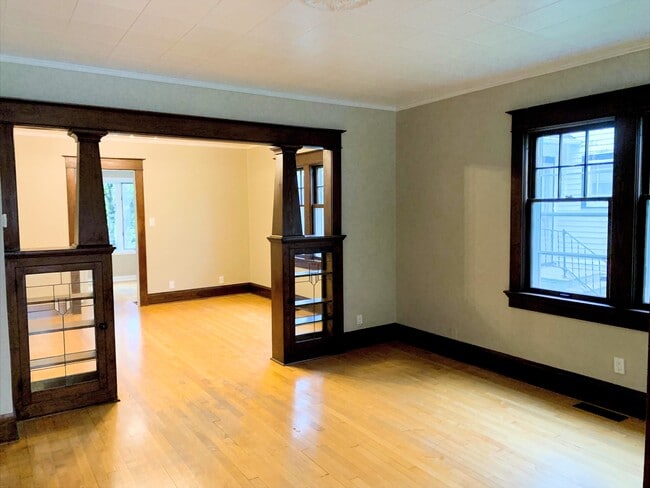 Photo - 1232 Porlier St