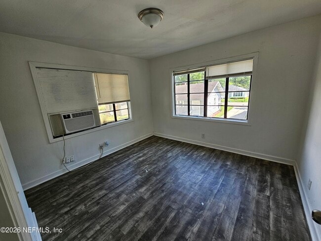 Photo - 3129 Lowell Ave