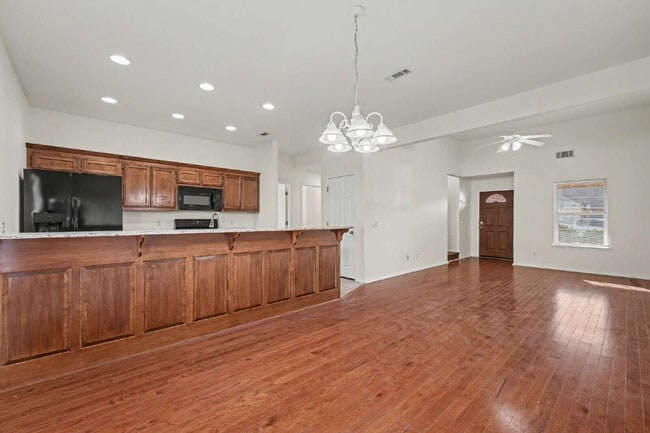 Photo - Spacious 3-Bed Duplex in Bentonville with Granite Elegance – Your Ideal Home Awaits! Unit 2