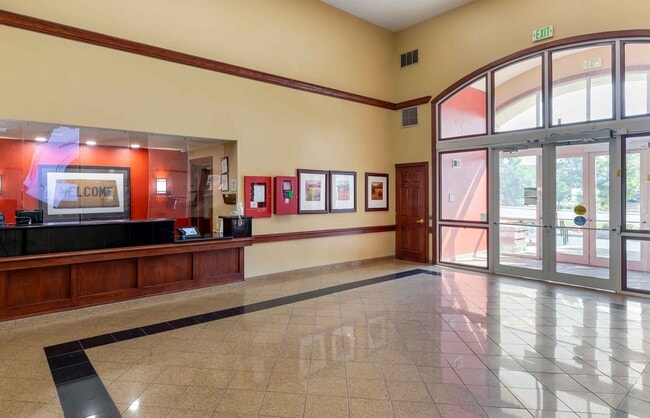 Furnished Studio-Denver - Aurora North