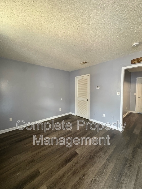 Photo - Westridge Apartments East