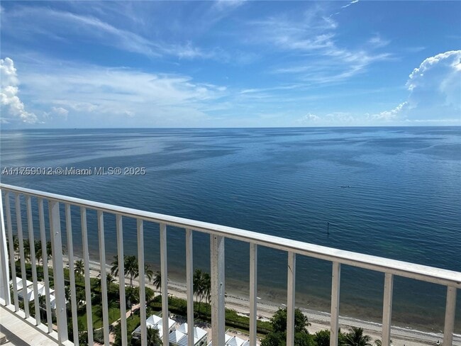 Building Photo - 881 Ocean Dr Unit 22F