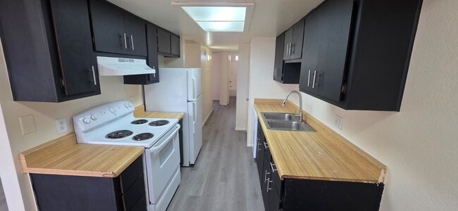 1844 S Monterey Dr Unit 201