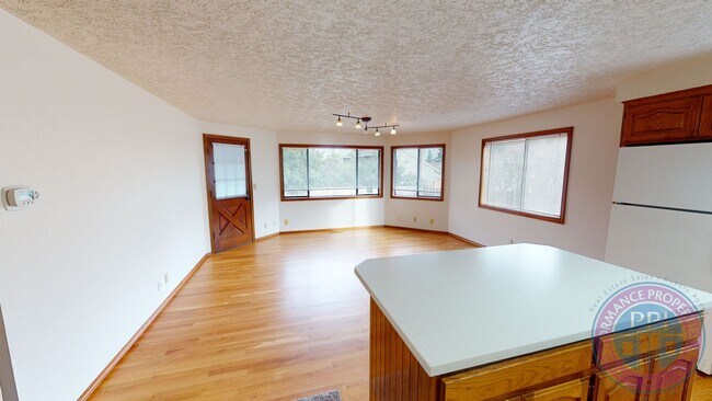 Photo - Summerlake Park - Prime Tigard Location, S...