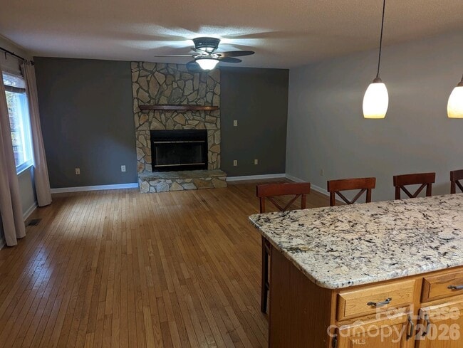 Photo - 3984 Wind Rock Ct