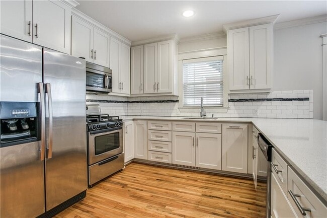 Building Photo - Historic 1bd|1ba - Winnetka Heights Residence Near Bishop Arts Unit 101