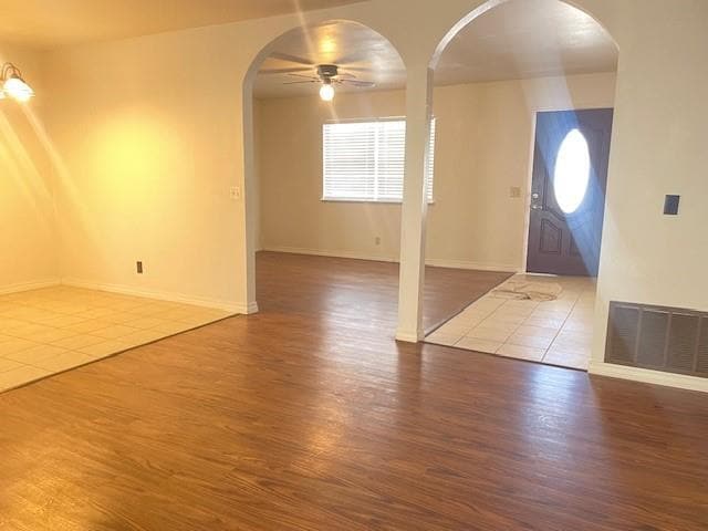 Photo - 2305 Sandy St