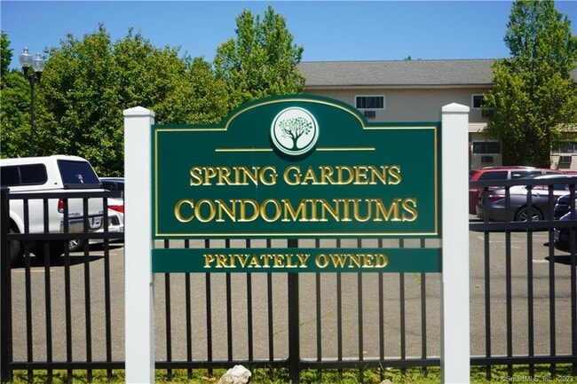 Photo - 57 Glade St Unit A2