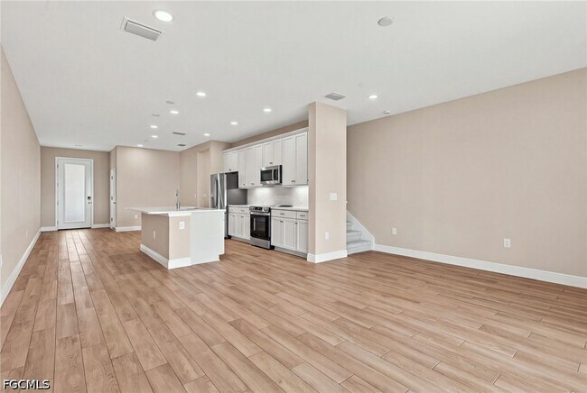 5137 Draco Cir