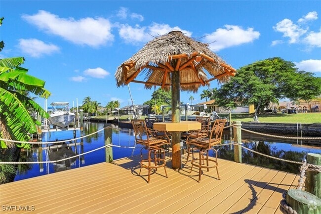 Building Photo - 5251 Tamiami Ct Rental