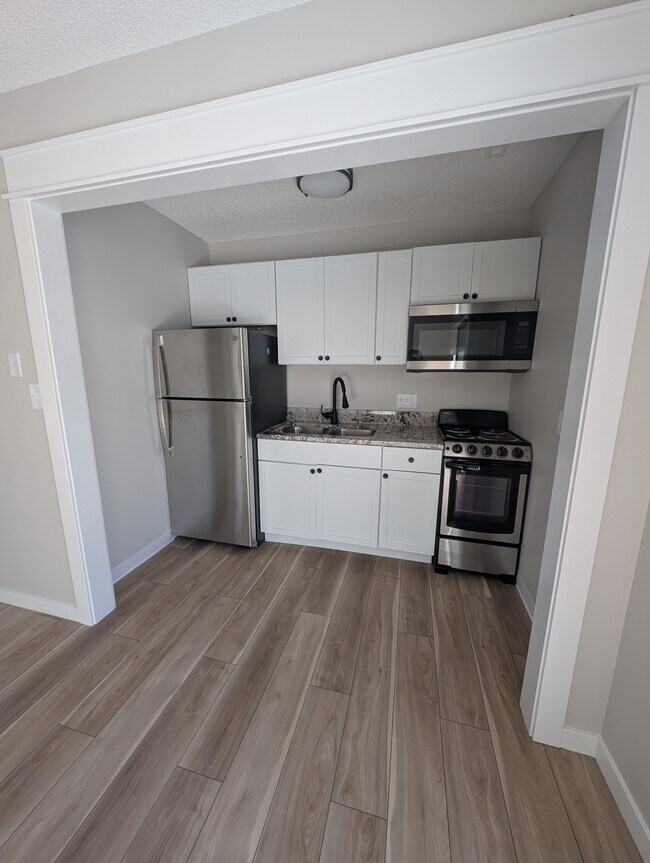 Photo - 2121 Greene St Unit B34