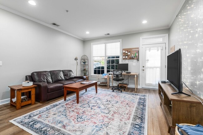 Photo - Cute & Cozy Condo in Southern Village!