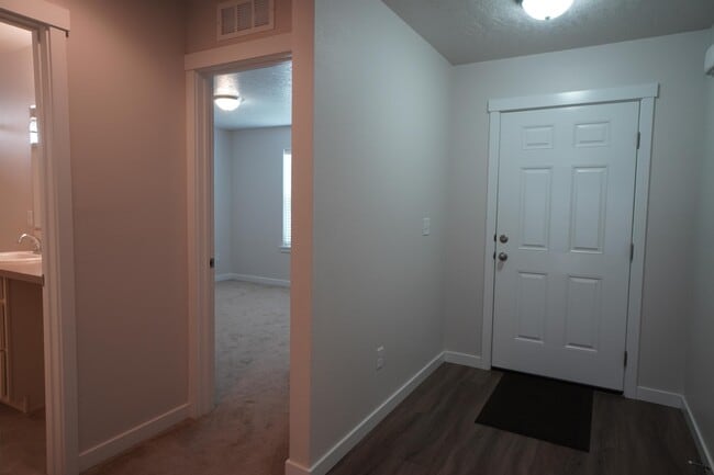 Photo - 1701 W Crystal Falls Ave