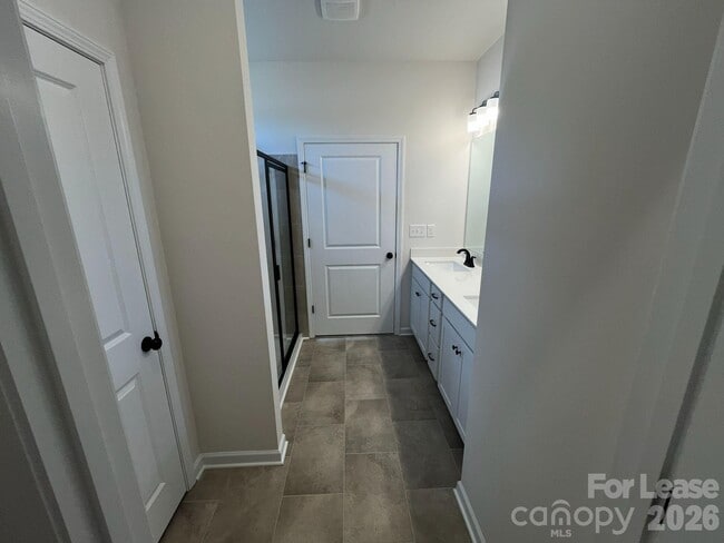 Photo - 1100 Langston Ln