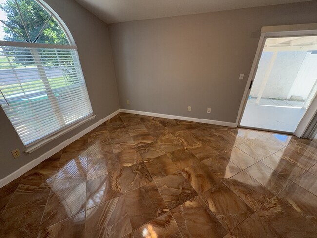 Photo - 502 San Gabriel Ct