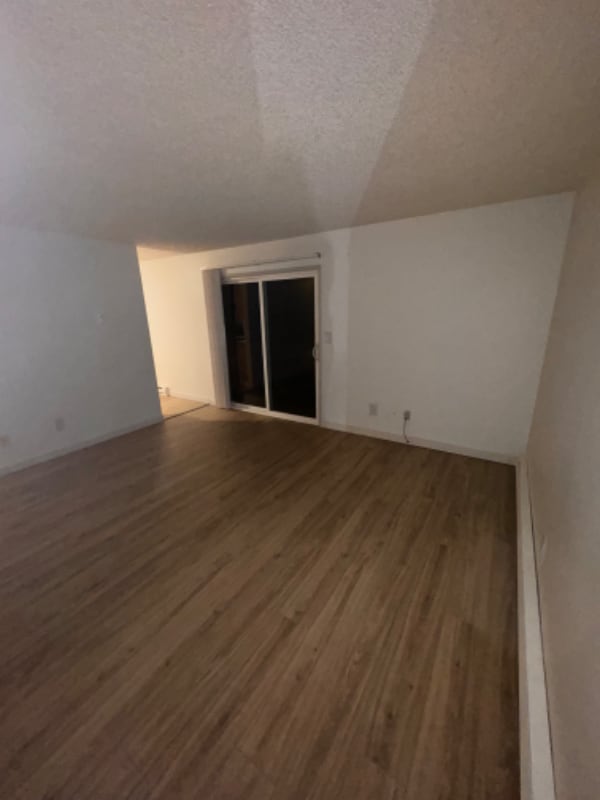 Photo - 297 Main St W Unit Apt 3
