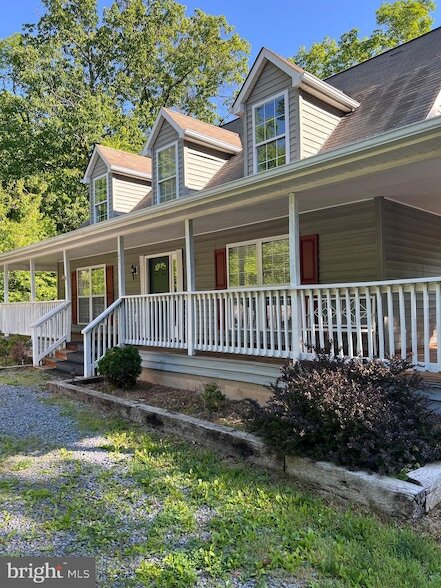 Photo - 671 Willow Ln