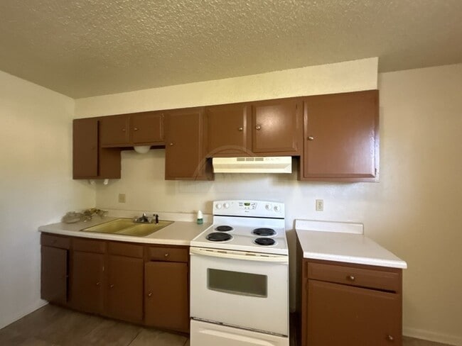 Photo - 1504 Indian Trail