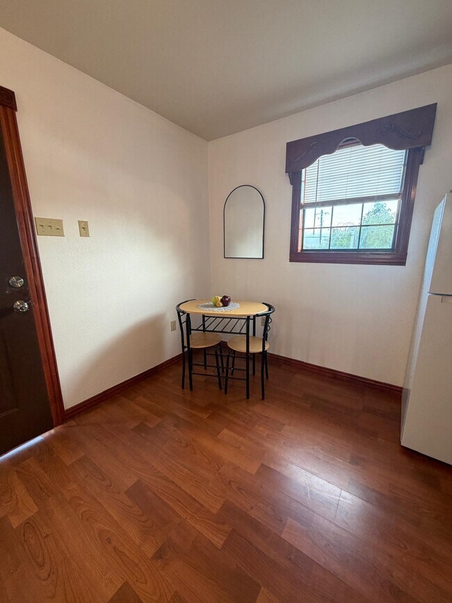 Photo - 5408 Romeo Ln