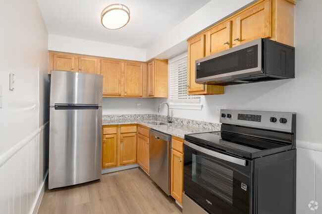 Building Photo - Livingstone Apartment Homes
