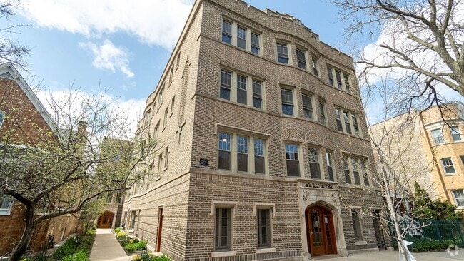 Building Photo - Newly Renovated 3 BR/1 BA in Loyola Unit 6638-2 Rental
