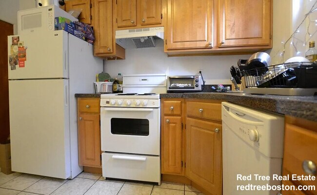 Photo - 1950 Beacon St Unit 1