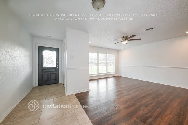 Photo - 2437 W 4th St