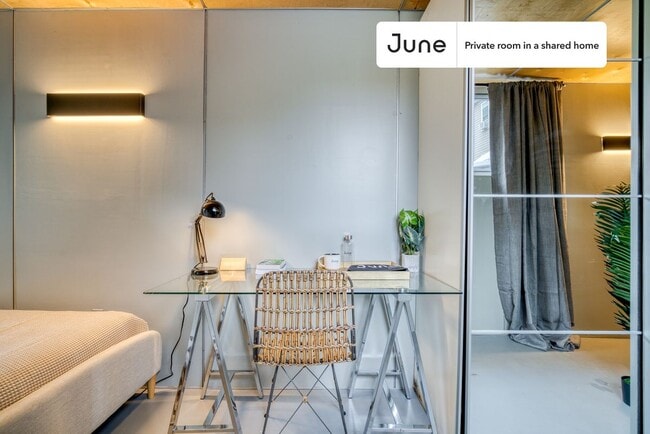 Photo - Room in Shared 6 bed/6 bath home Unidad D