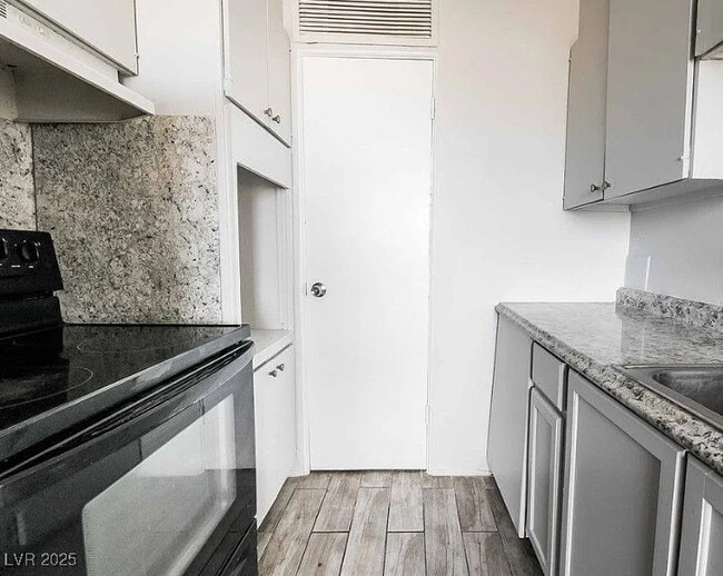 Photo - 239 W Cleveland Ave Unidad 1