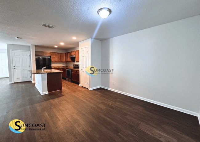 Photo - 7625 Leafy Forest Way